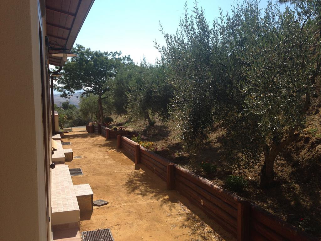 B&B Profumi Di Sicilia Сан-Катальдо Екстер'єр фото