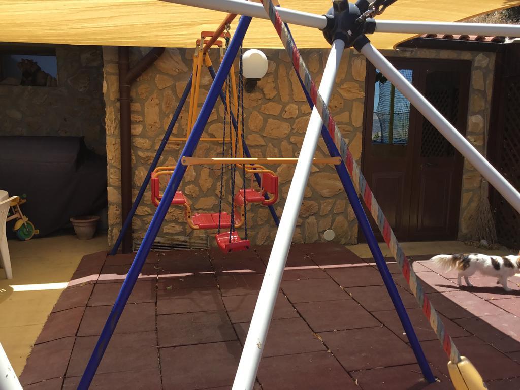 B&B Profumi Di Sicilia Сан-Катальдо Екстер'єр фото